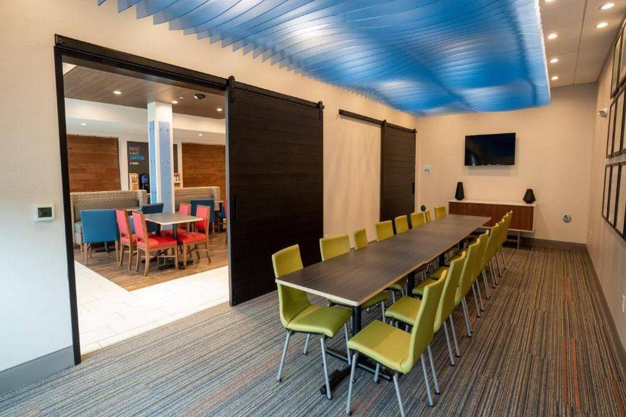 Holiday Inn Express & Suites Richburg By Ihg Екстер'єр фото